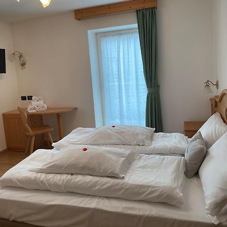 Garni Villa Elsa Pozza di Fassa Luaran gambar
